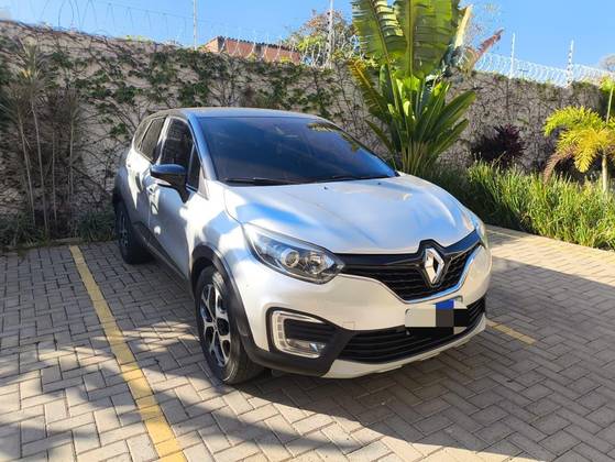 RENAULT CAPTUR 2.0 16V HI-FLEX INTENSE AUTOMÁTICO RENAULT CAPTUR 2.0 16V HI-FLEX INTENSE AUTOMÁTICO
